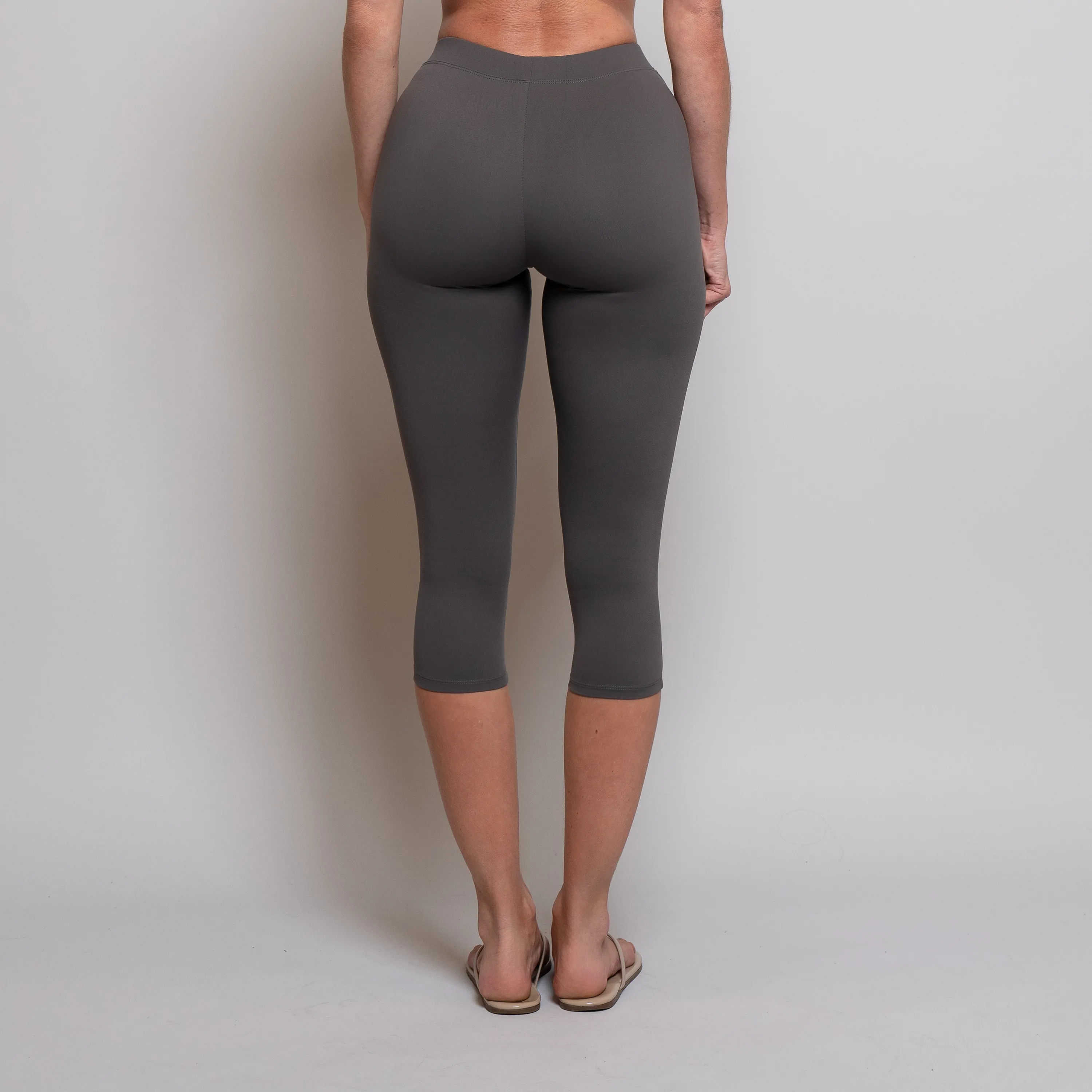 Capris Slate