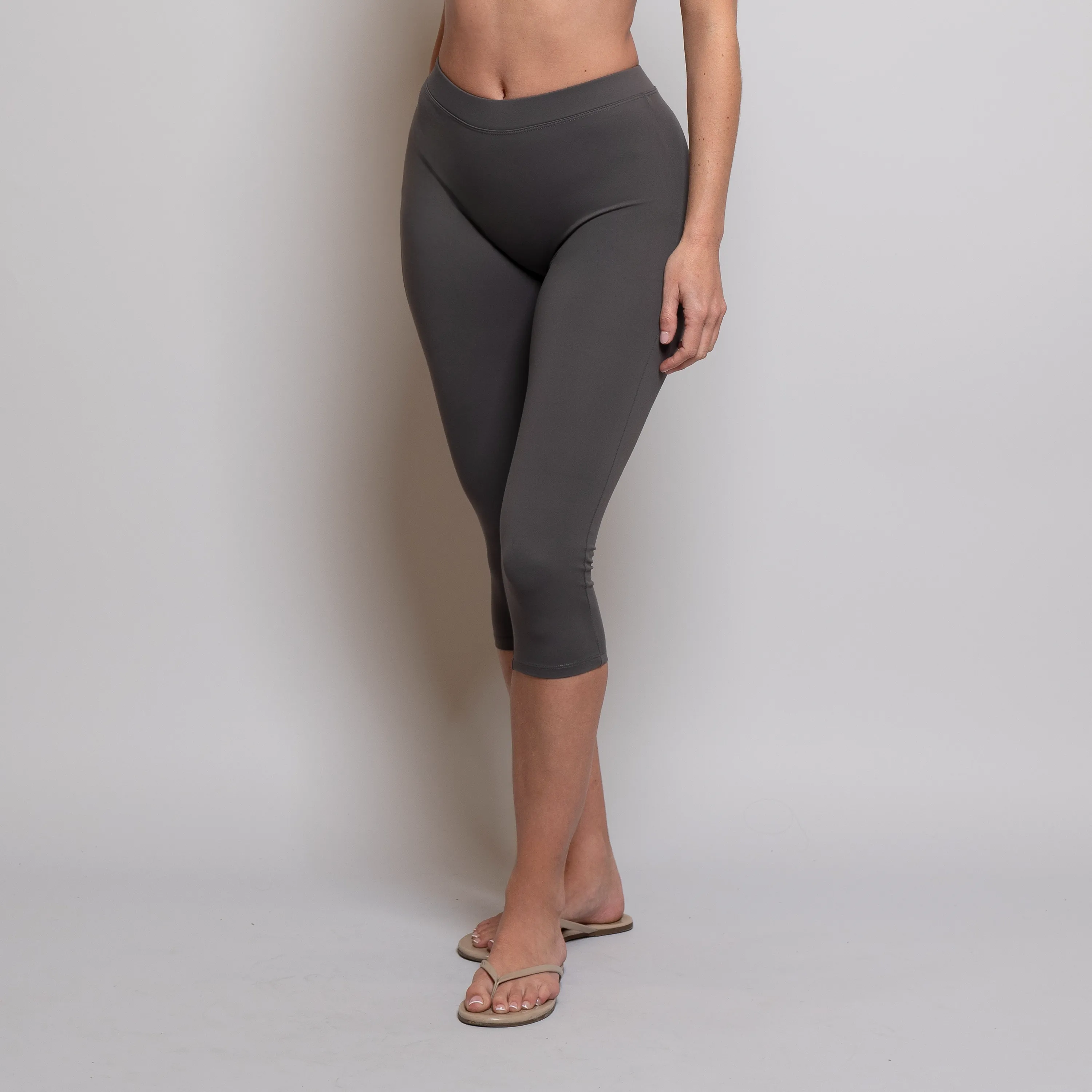 Capris Slate
