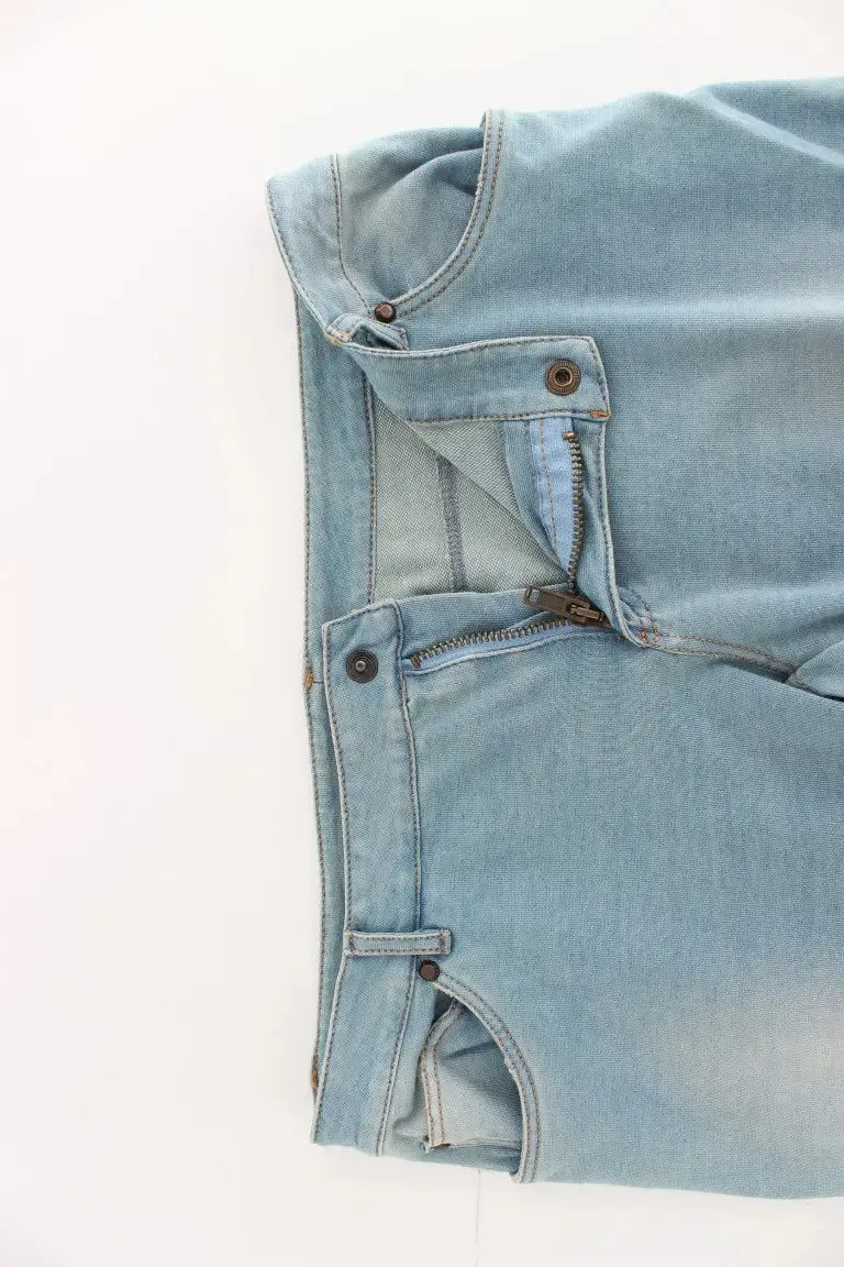 Elegant Light Blue Capri Jeans