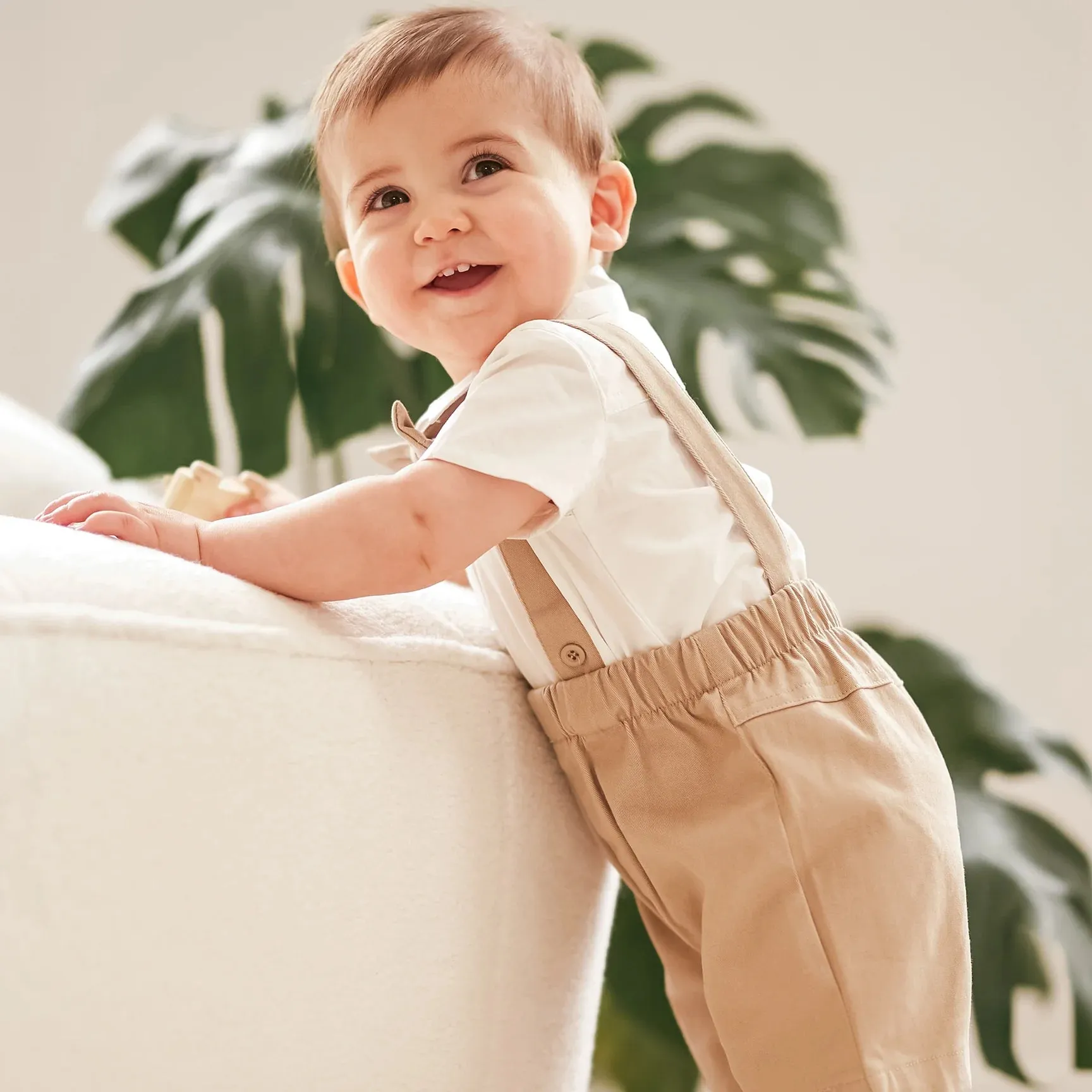 Poplin Shirt & Suspender Shorts Set with Bowtie