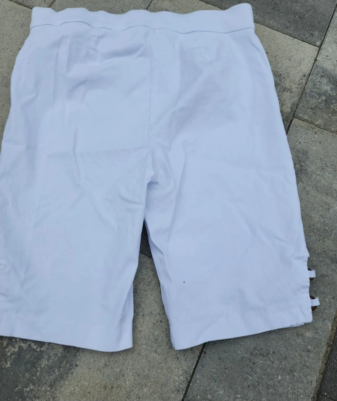 Women's 89th & Madison White Capris Medium
